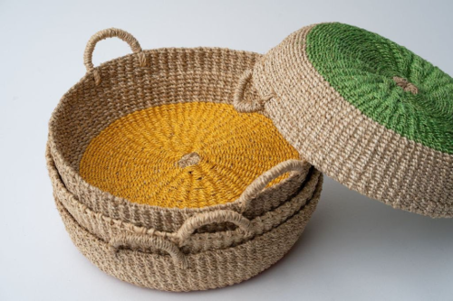 The Soluna Sanctuary Woven Seagrass Tray